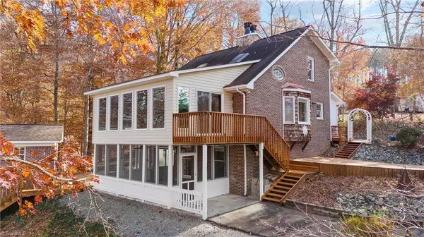 830 Lake Drive 9, Lexington, NC 27292