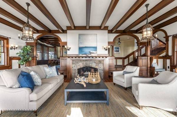 7 Bass Rocks Rd, Gloucester, MA 01930