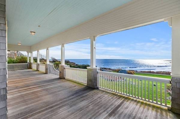 7 Bass Rocks Rd, Gloucester, MA 01930