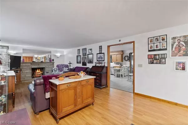 2001 Stoner AVE NE, Massillon, OH 44646