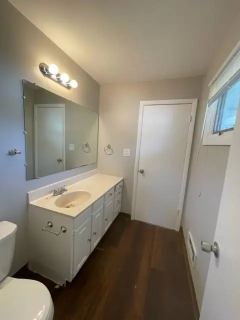 15413 Cherry Street, South Holland, IL 60473