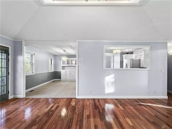 1280 E Columbus Boulevard, Fayetteville, AR 72701