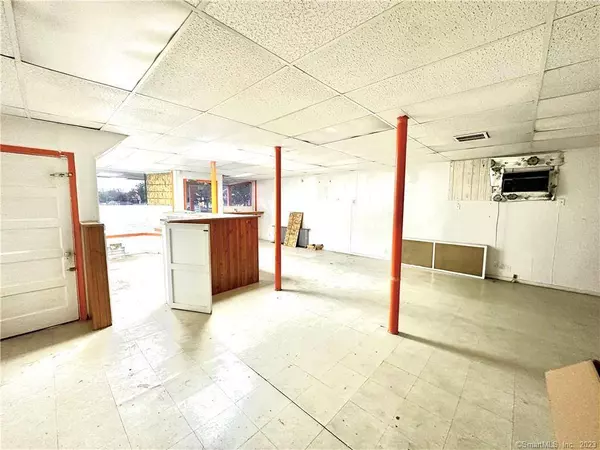 206 Burnside Avenue, East Hartford, CT 06108