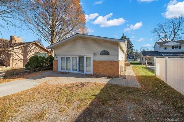 29548 OLD NORTH RIVER Road, Harrison Township, MI 48045