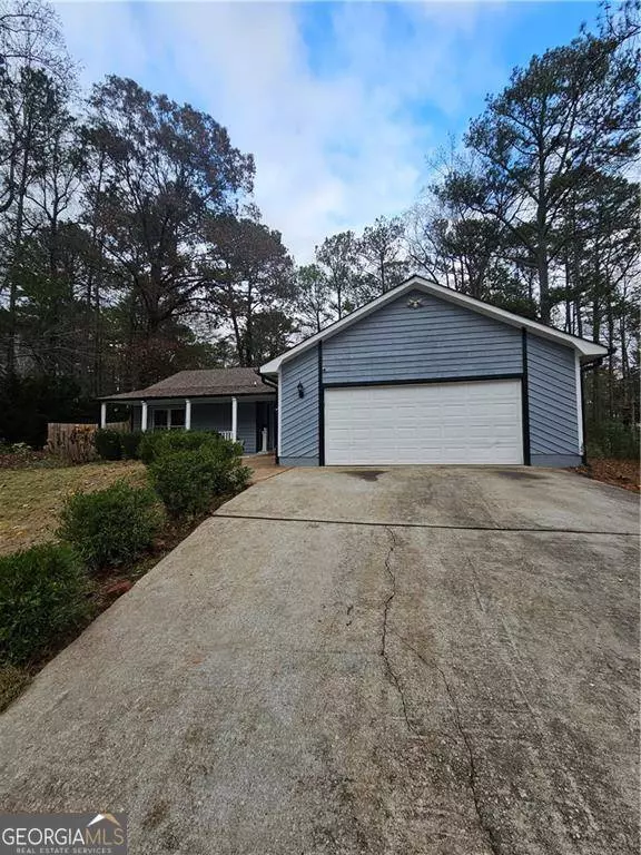 654 Oxford Hall DR, Lawrenceville, GA 30044