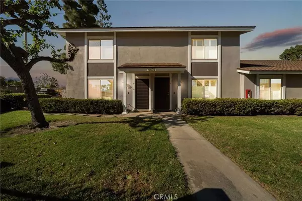 6672 Sun DR #D, Huntington Beach, CA 92647