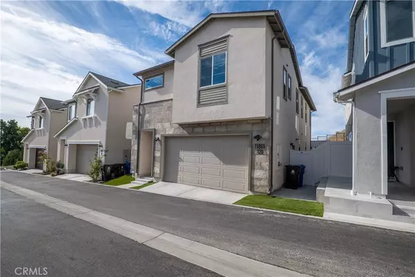 11881 Terra Vista WAY #120, Lakeview Terrace, CA 91342