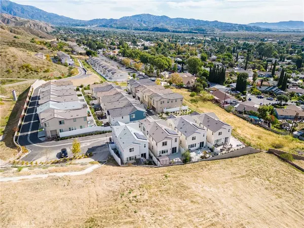 11881 Terra Vista WAY #120, Lakeview Terrace, CA 91342