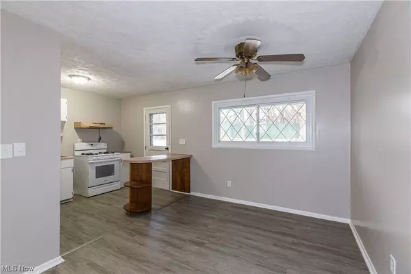 2318 Rhode Island AVE SE, Massillon, OH 44646