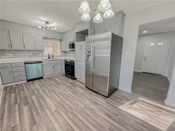 1908 Belden DR, Greensboro, NC 27405