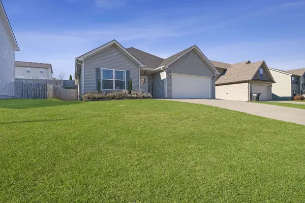 1379 Freedom Dr, Clarksville, TN 37042