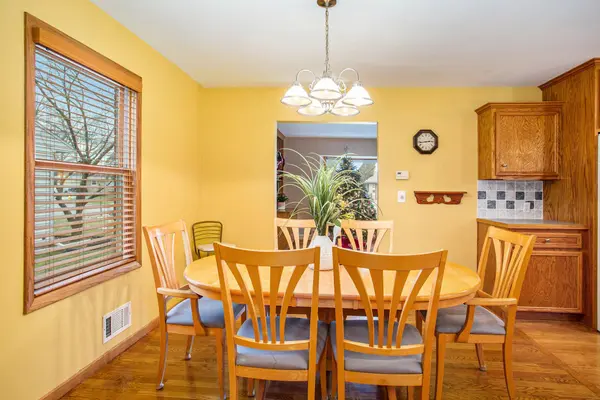 2712 Sharon SW Court, Wyoming, MI 49519