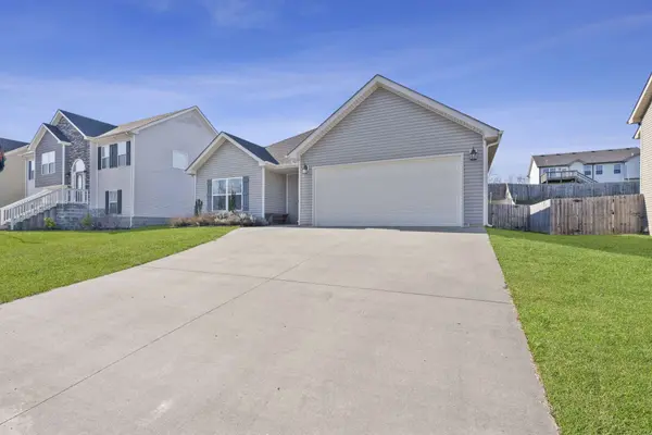 1379 Freedom Dr, Clarksville, TN 37042