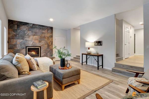 2320 Glacier ST, Anchorage, AK 99508