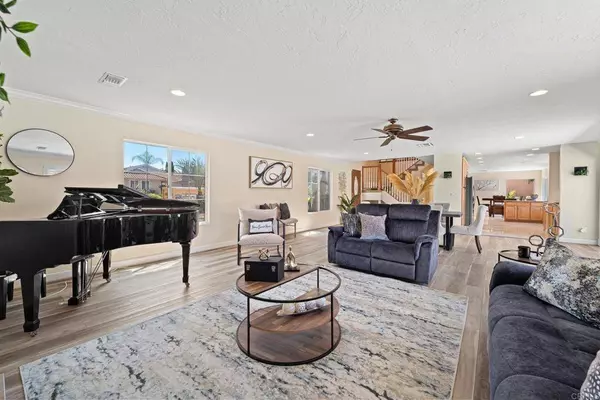 200 Surrey DR, Bonita, CA 91902