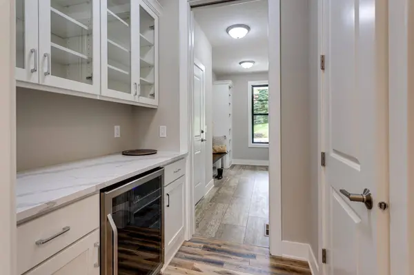 6451 Mccauley TER, Edina, MN 55439