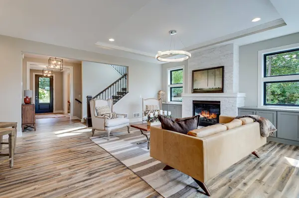 6451 Mccauley TER, Edina, MN 55439