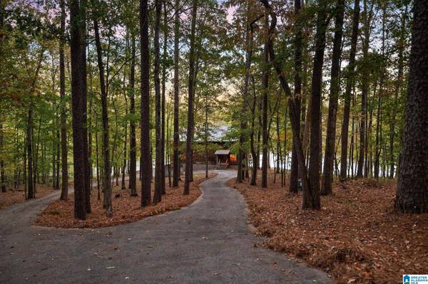 1998 OAKWOOD DRIVE, Alabaster, AL 35007