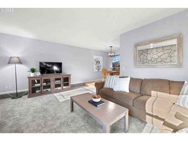 12340 NW MCDANIEL RD #3, Portland, OR 97229
