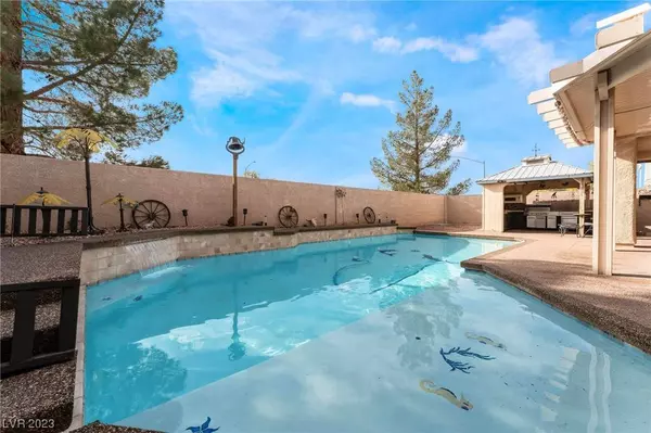 2729 Carolina Blue Avenue, Henderson, NV 89052
