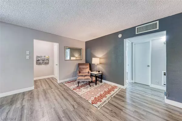 1260 Melville Drive, Las Vegas, NV 89102