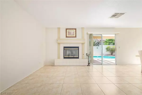 2328 Pine Bluff Court, Las Vegas, NV 89134