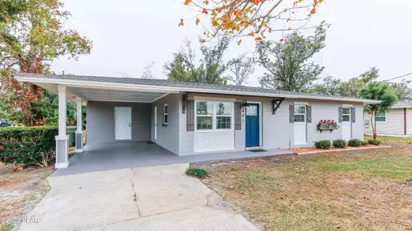 401 W 18th ST, Lynn Haven, FL 32444