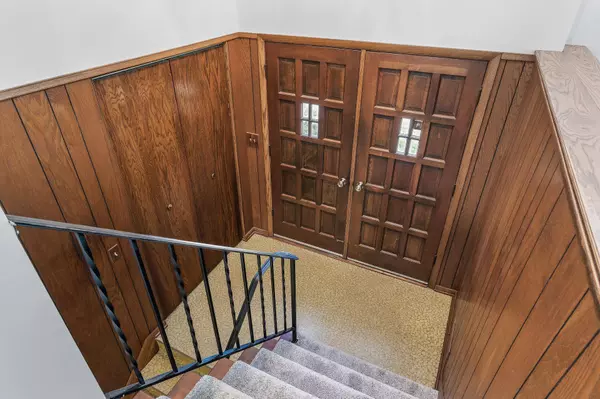 9029 46th AVE N, New Hope, MN 55428