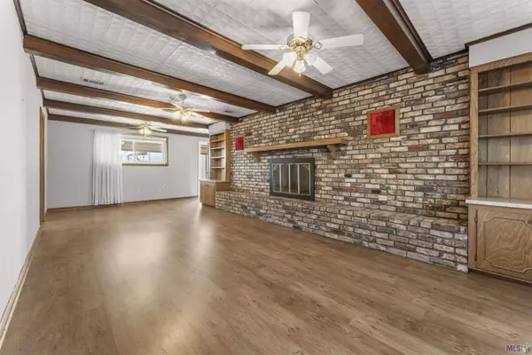 16153 JOE SEVARIO RD, Prairieville, LA 70769