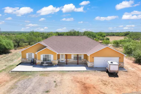 8546 Real Rd, San Antonio, TX 78263