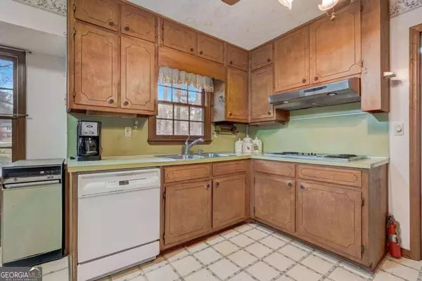 4476 Freeman CT, Norcross, GA 30093