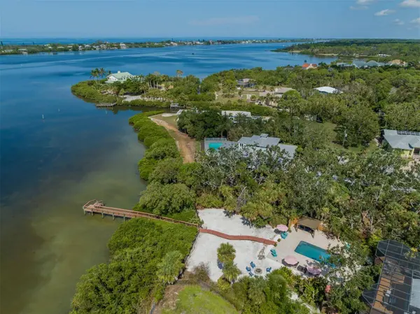 1191 BAYSHORE DR, Englewood, FL 34223
