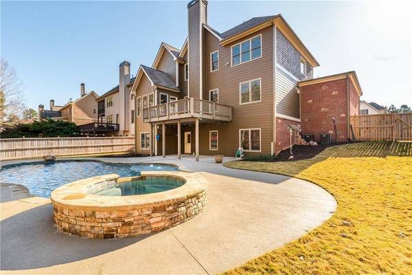 6424 Blue Water DR, Buford, GA 30518