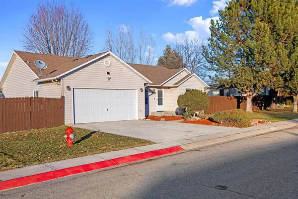 325 Valley View ST, Stevensville, MT 59870