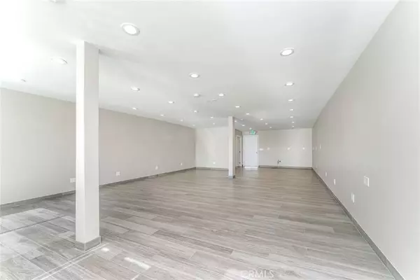 2835 E Artesia BLVD, Long Beach, CA 90805