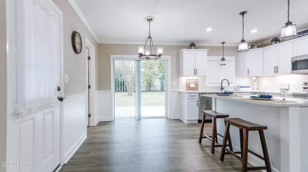 401 W 18th ST, Lynn Haven, FL 32444