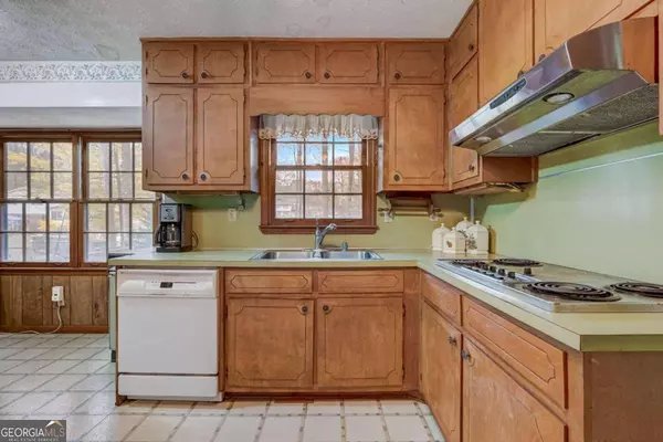 4476 Freeman CT, Norcross, GA 30093