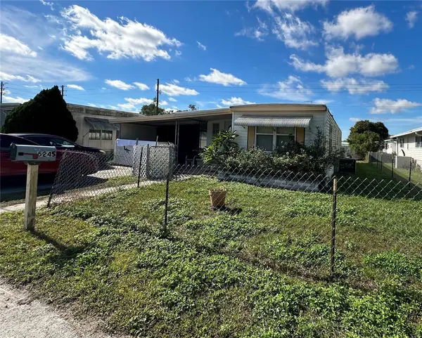 5245 PORTLAND DR, Zephyrhills, FL 33542