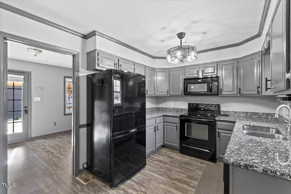 100 Albury, Durham, NC 27712