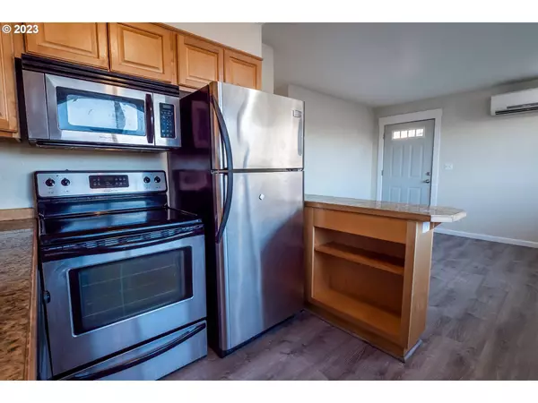 1569 GARFIELD PL, Eugene, OR 97402