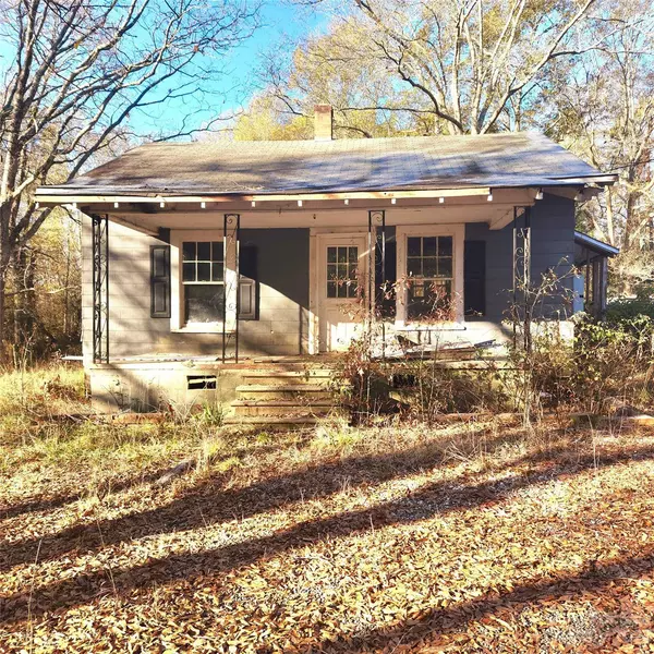 153 Hilltop DR, Mooresboro, NC 28114