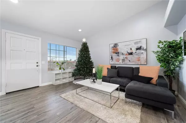 13 Blue Oak #80, Rancho Santa Margarita, CA 92688