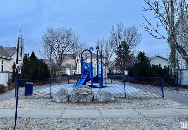 1019 80 ST SW, Edmonton, AB T6X 1E6