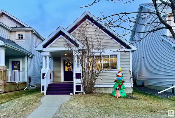 1019 80 ST SW, Edmonton, AB T6X 1E6