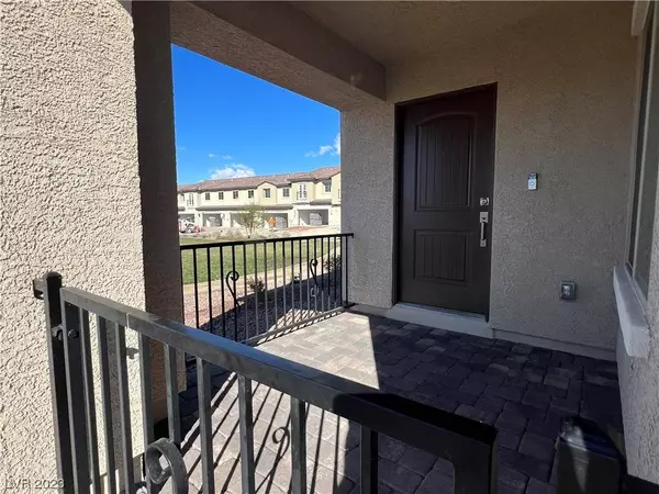 865 Jigglypuff Place, Henderson, NV 89011