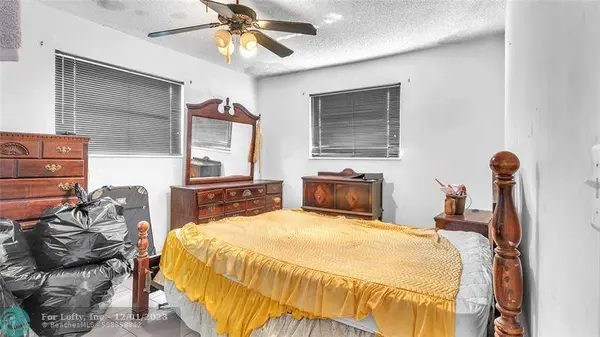 9163 NW 25th Ct, Sunrise, FL 33322