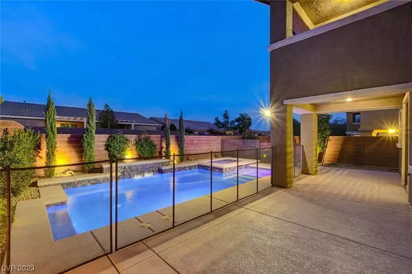 10478 Smokewood Road, Las Vegas, NV 89135