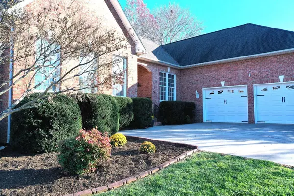 54 Wittenburg Springs DR, Taylorsville, NC 28681