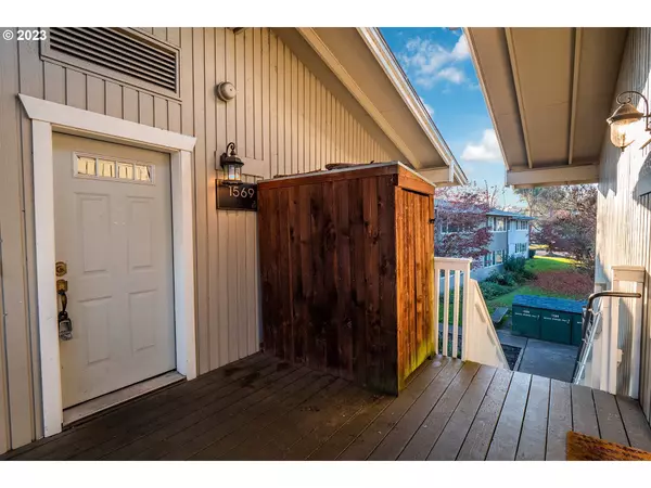 1569 GARFIELD PL, Eugene, OR 97402