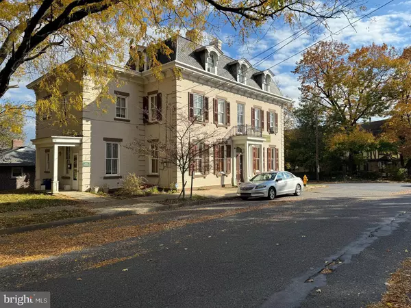 251 CHEROKEE ST, Bethlehem, PA 18015